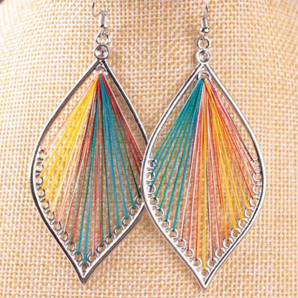 Dangle Earrings Boho Chic Handmade String - Thread  W/Silver Tone 9cm… - Picture 4 of 5